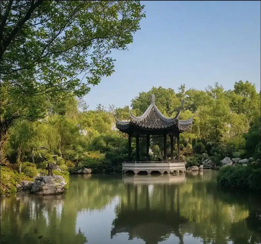 甘井子区煽情餐饮有限公司